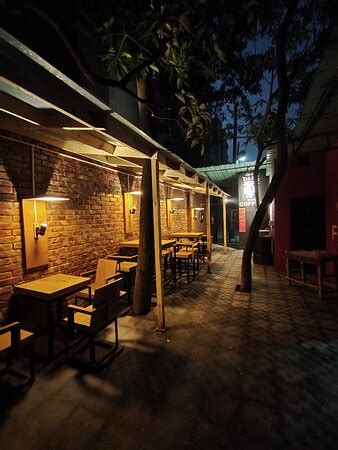 CHALK & BEANS, Rajshahi City .
